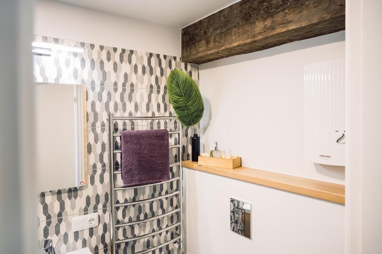 Rothko Apartment/8 Guests/4bedrooms/riga Old Town Апартаменты *