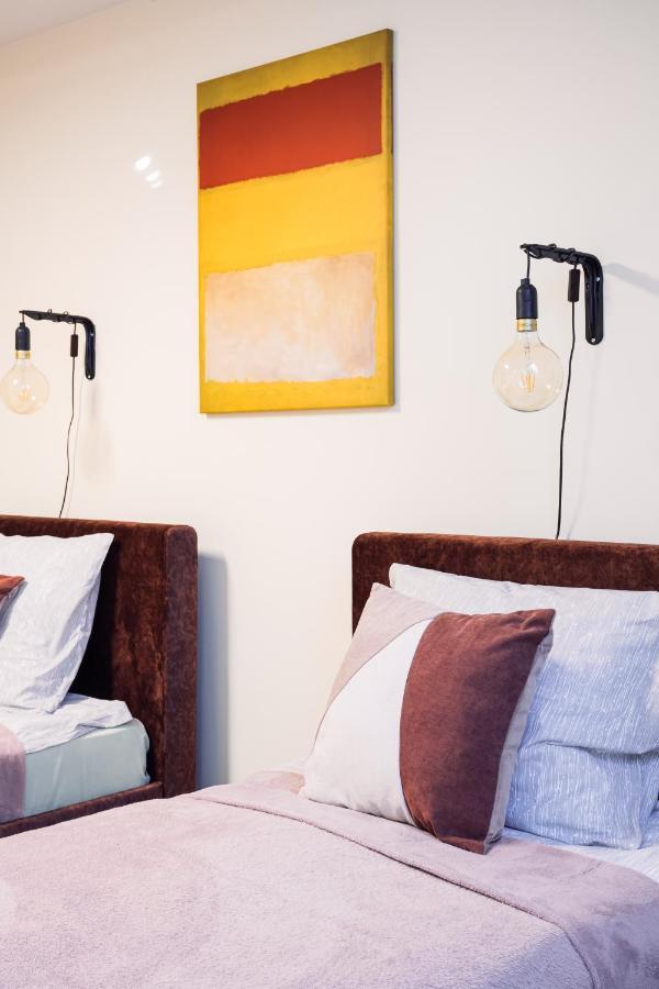 Rothko Apartment/8 Guests/4bedrooms/riga Old Town Apartament Ryga